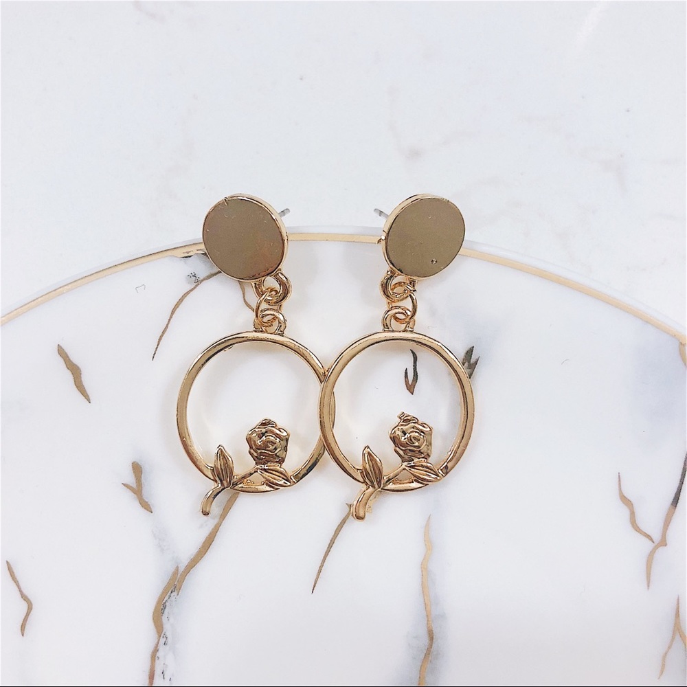 UO Style Rose Hoop Earrings - Picture 3 of 5